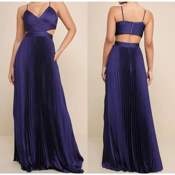 Lulu’s Purple Got the Glam Pleated Cutout Maxi Dress Size Medium - Picture 1 of 9